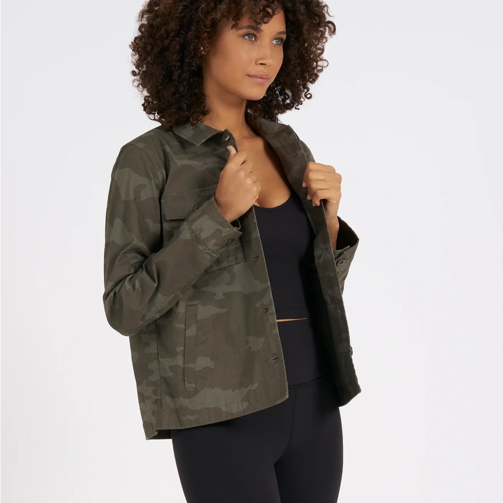 Vuori Ripstop Camouflage Jacket - Picture 2 of 7